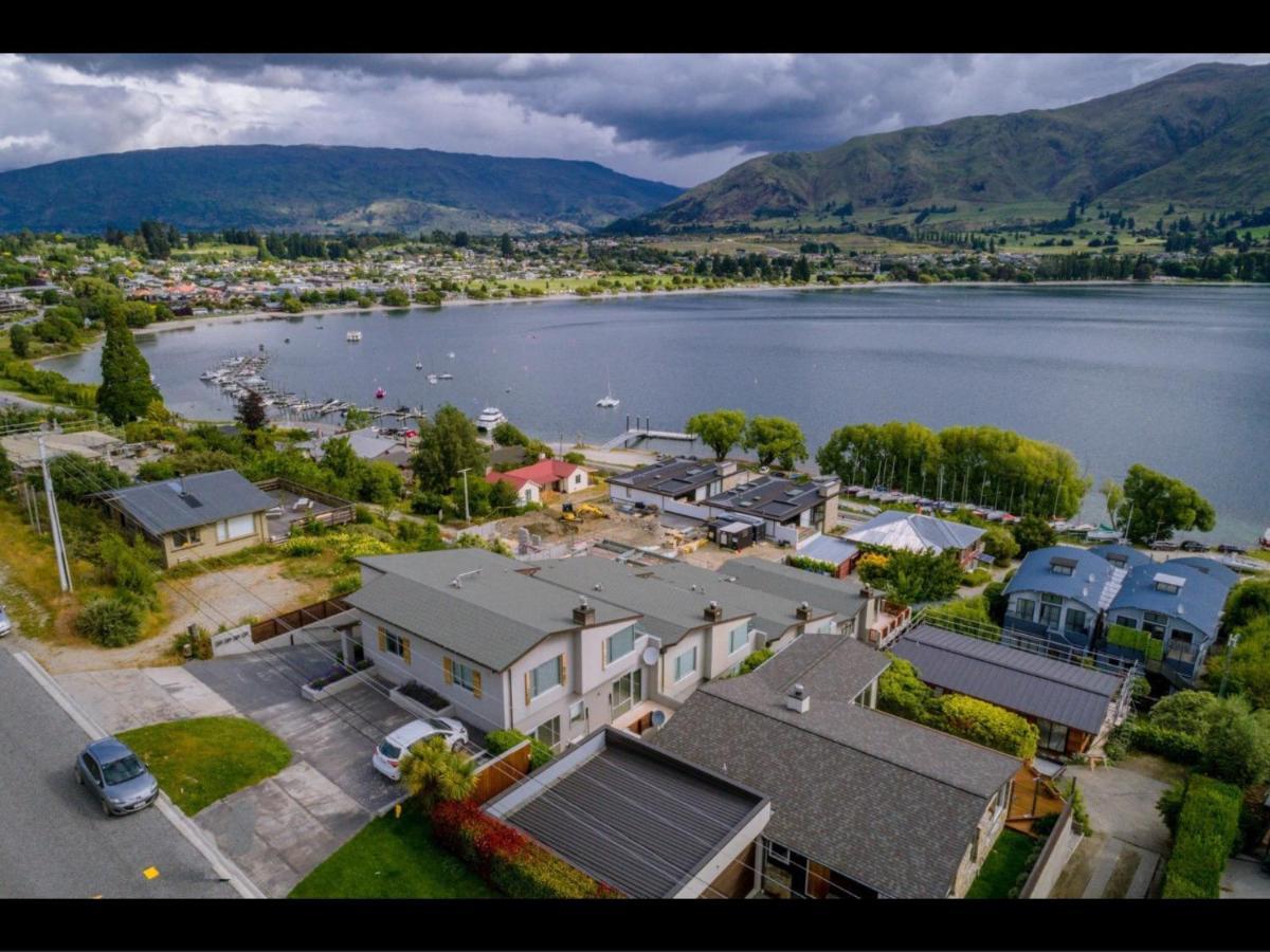 Luxury Lakeview Vista Apartment Уанака Екстериор снимка