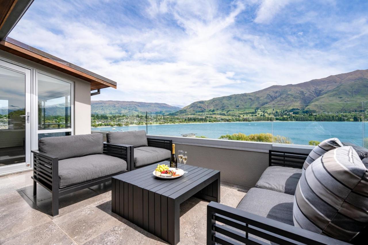 Luxury Lakeview Vista Apartment Уанака Екстериор снимка