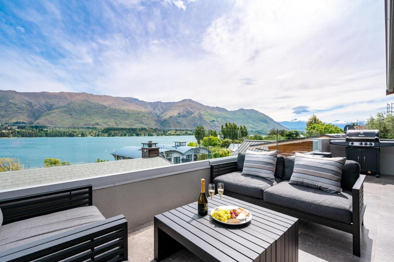 Luxury Lakeview Vista Apartment Уанака Екстериор снимка